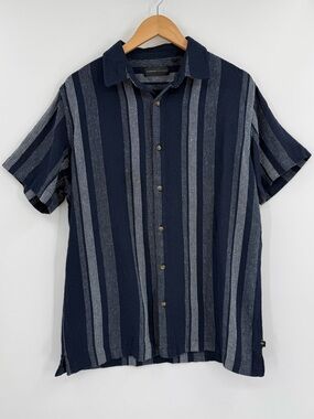Across the Pond Striped Short Sleeve Button-Up Shirt | Navy / White | Large